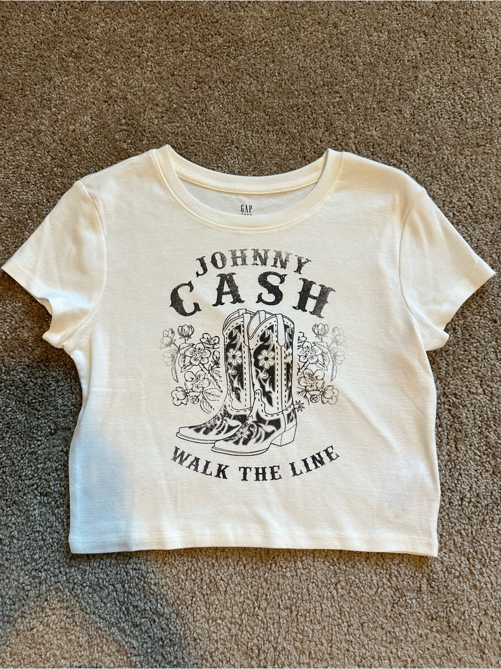GAP White Johnny Cash "Walk the Line" Graphic Tee